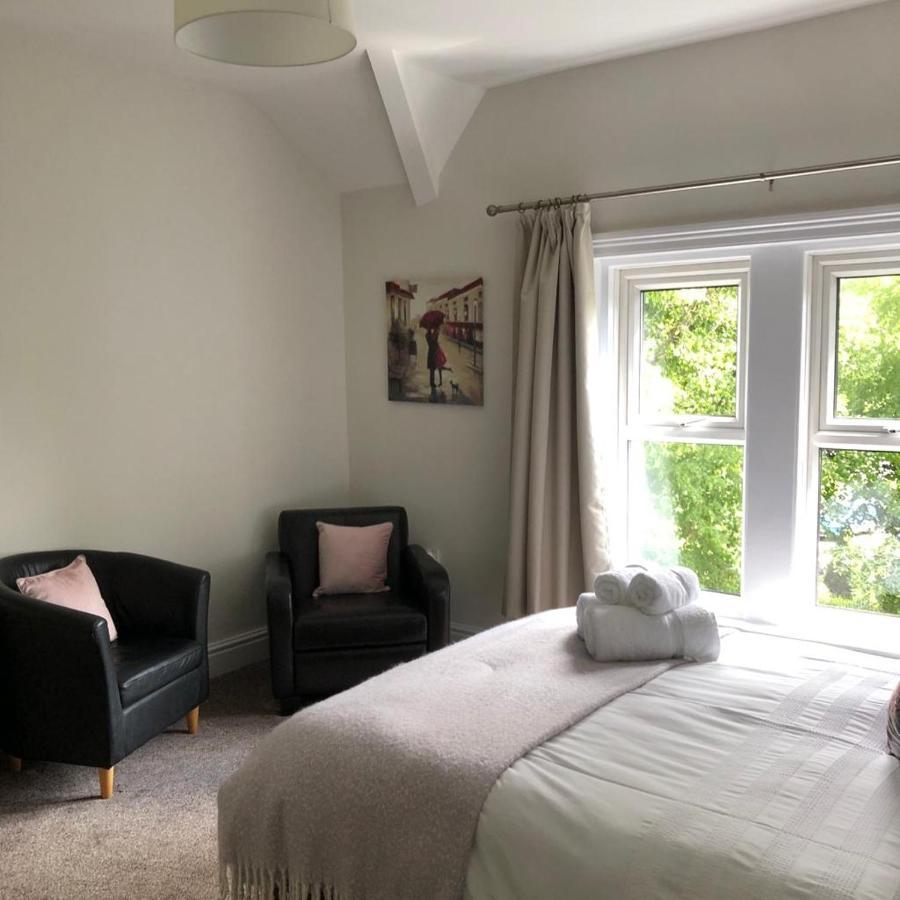 Comfy Big 7 Bedroom Townhouse Harrogate Luaran gambar