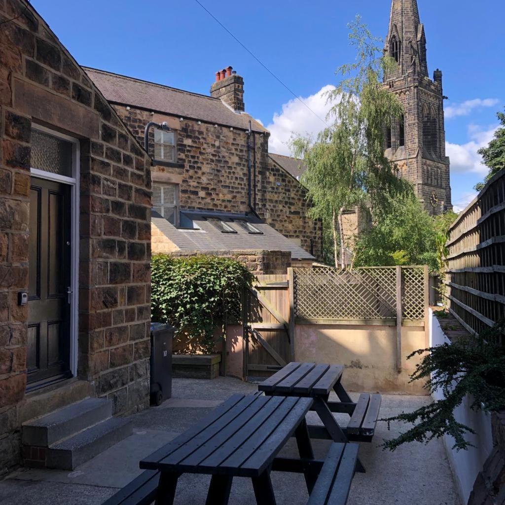 Comfy Big 7 Bedroom Townhouse Harrogate Luaran gambar